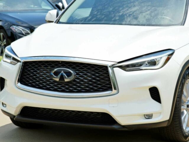 Білий Інфініті QX50, об'ємом двигуна 2 л та пробігом 34 тис. км за 11000 $, фото 1 на Automoto.ua