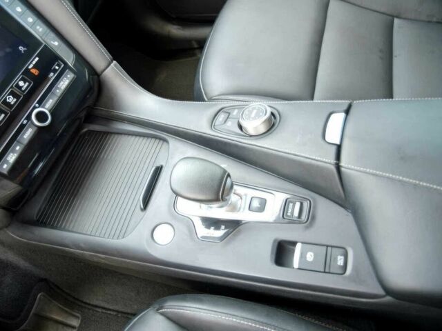 Білий Інфініті QX50, об'ємом двигуна 2 л та пробігом 34 тис. км за 11000 $, фото 10 на Automoto.ua