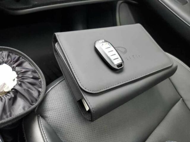 Белый Инфинити QX50, объемом двигателя 0 л и пробегом 45 тыс. км за 28000 $, фото 12 на Automoto.ua