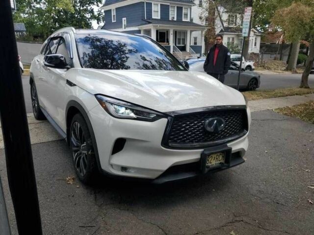 Белый Инфинити QX50, объемом двигателя 0 л и пробегом 45 тыс. км за 28000 $, фото 1 на Automoto.ua