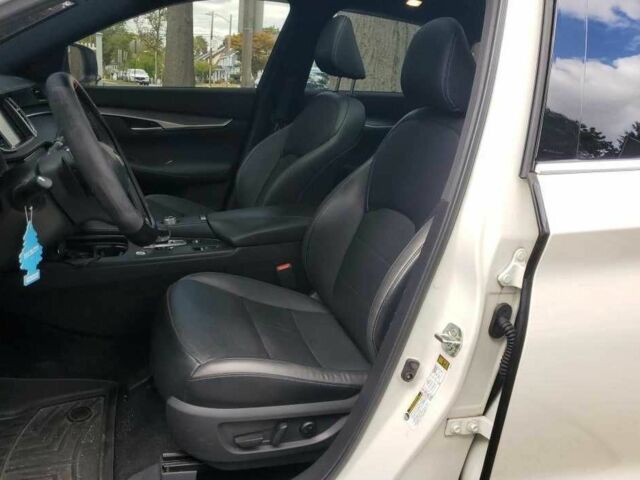 Белый Инфинити QX50, объемом двигателя 0 л и пробегом 45 тыс. км за 28000 $, фото 9 на Automoto.ua