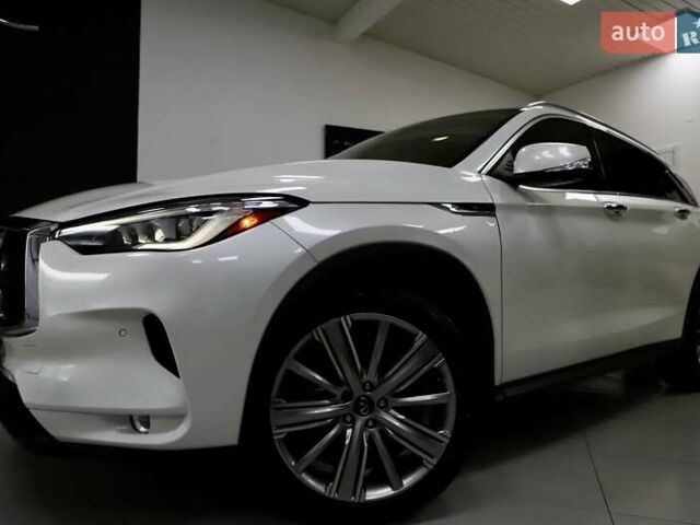 Белый Инфинити QX50, объемом двигателя 1.99 л и пробегом 38 тыс. км за 28999 $, фото 31 на Automoto.ua