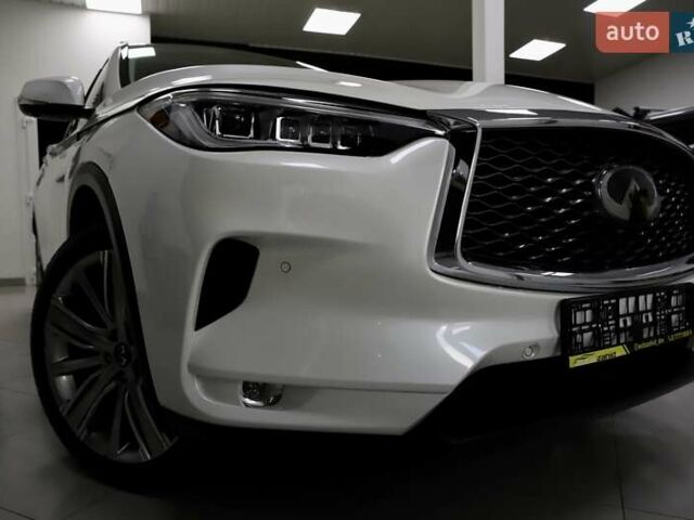 Белый Инфинити QX50, объемом двигателя 1.99 л и пробегом 38 тыс. км за 28999 $, фото 10 на Automoto.ua
