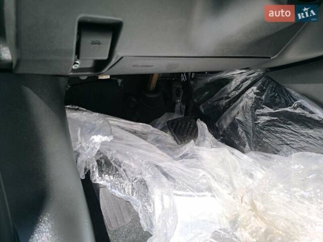 Белый Инфинити QX50, объемом двигателя 2 л и пробегом 14 тыс. км за 29800 $, фото 162 на Automoto.ua