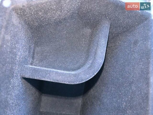 Белый Инфинити QX50, объемом двигателя 2 л и пробегом 14 тыс. км за 29800 $, фото 56 на Automoto.ua