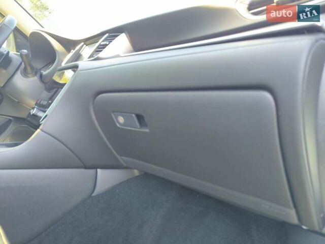 Белый Инфинити QX50, объемом двигателя 2 л и пробегом 14 тыс. км за 29800 $, фото 116 на Automoto.ua