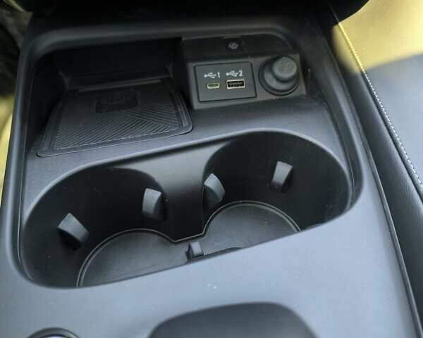 Белый Инфинити QX50, объемом двигателя 2 л и пробегом 14 тыс. км за 29800 $, фото 54 на Automoto.ua