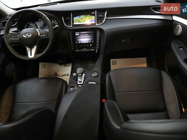 Белый Инфинити QX50, объемом двигателя 1.99 л и пробегом 38 тыс. км за 28999 $, фото 74 на Automoto.ua