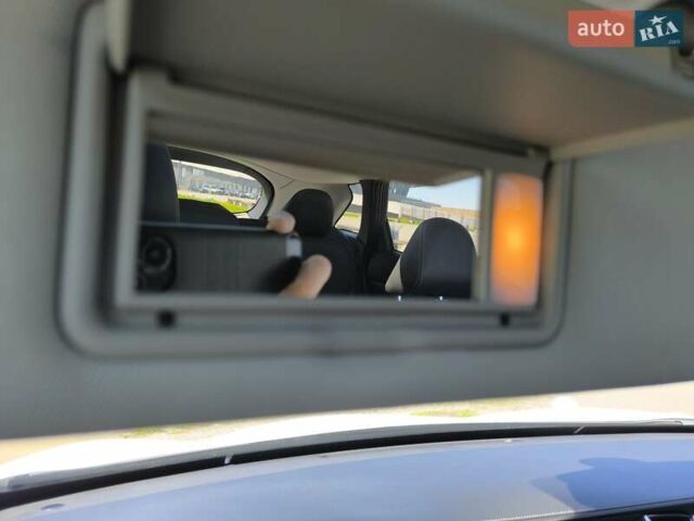 Белый Инфинити QX50, объемом двигателя 2 л и пробегом 14 тыс. км за 29800 $, фото 39 на Automoto.ua