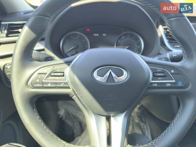 Белый Инфинити QX50, объемом двигателя 2 л и пробегом 14 тыс. км за 29800 $, фото 41 на Automoto.ua