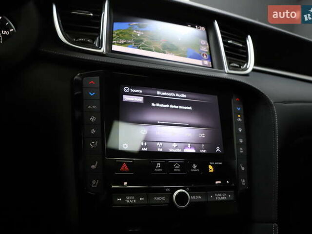 Белый Инфинити QX50, объемом двигателя 1.99 л и пробегом 38 тыс. км за 28999 $, фото 82 на Automoto.ua