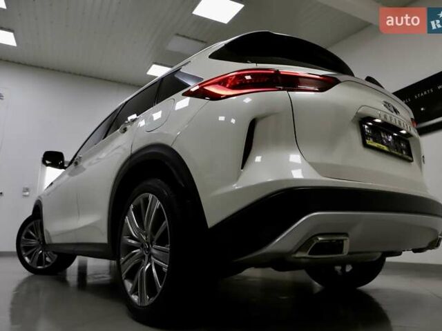 Белый Инфинити QX50, объемом двигателя 1.99 л и пробегом 38 тыс. км за 28999 $, фото 46 на Automoto.ua