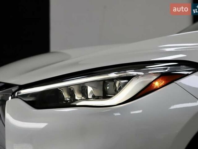 Белый Инфинити QX50, объемом двигателя 1.99 л и пробегом 38 тыс. км за 28999 $, фото 32 на Automoto.ua