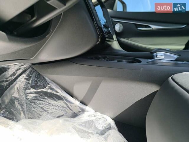 Белый Инфинити QX50, объемом двигателя 2 л и пробегом 14 тыс. км за 29800 $, фото 80 на Automoto.ua