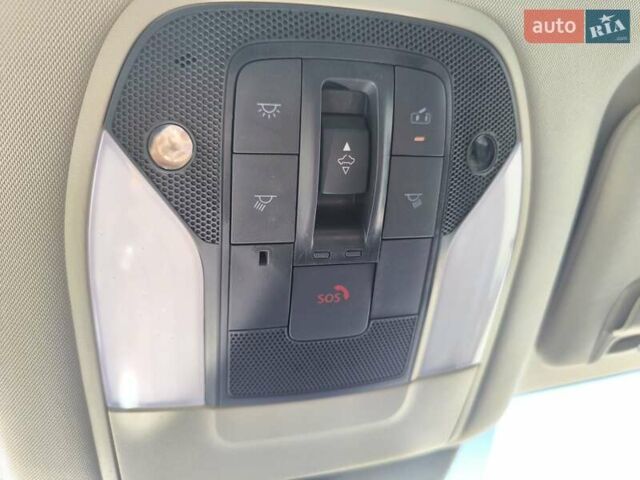 Белый Инфинити QX50, объемом двигателя 2 л и пробегом 14 тыс. км за 29800 $, фото 190 на Automoto.ua