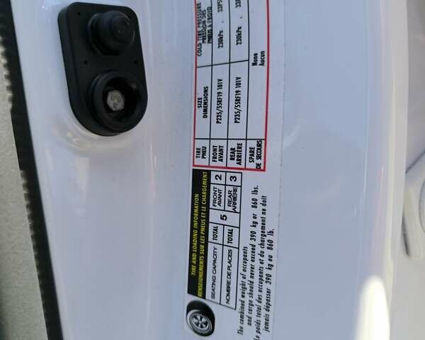 Белый Инфинити QX50, объемом двигателя 2 л и пробегом 14 тыс. км за 29800 $, фото 342 на Automoto.ua