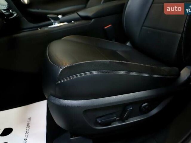 Белый Инфинити QX50, объемом двигателя 1.99 л и пробегом 38 тыс. км за 28999 $, фото 55 на Automoto.ua