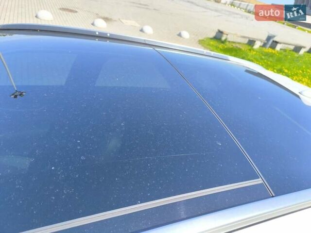 Белый Инфинити QX50, объемом двигателя 2 л и пробегом 14 тыс. км за 29800 $, фото 330 на Automoto.ua