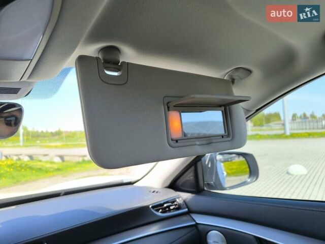 Белый Инфинити QX50, объемом двигателя 2 л и пробегом 14 тыс. км за 29800 $, фото 180 на Automoto.ua