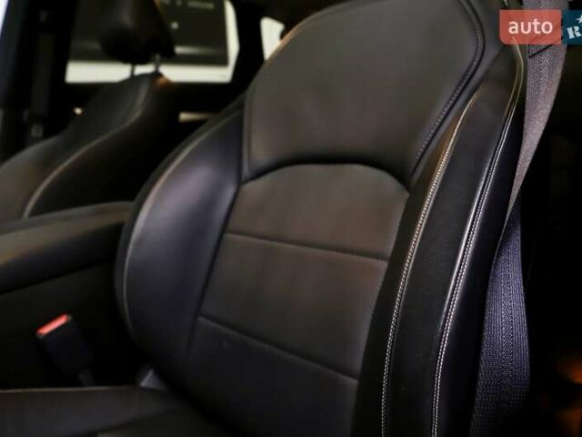 Белый Инфинити QX50, объемом двигателя 1.99 л и пробегом 38 тыс. км за 28999 $, фото 56 на Automoto.ua