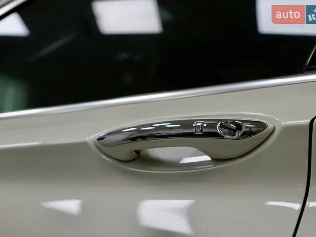 Белый Инфинити QX50, объемом двигателя 1.99 л и пробегом 38 тыс. км за 28999 $, фото 51 на Automoto.ua