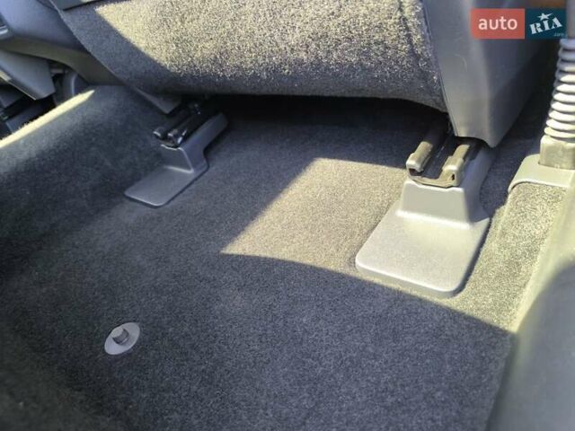 Белый Инфинити QX50, объемом двигателя 2 л и пробегом 14 тыс. км за 29800 $, фото 132 на Automoto.ua