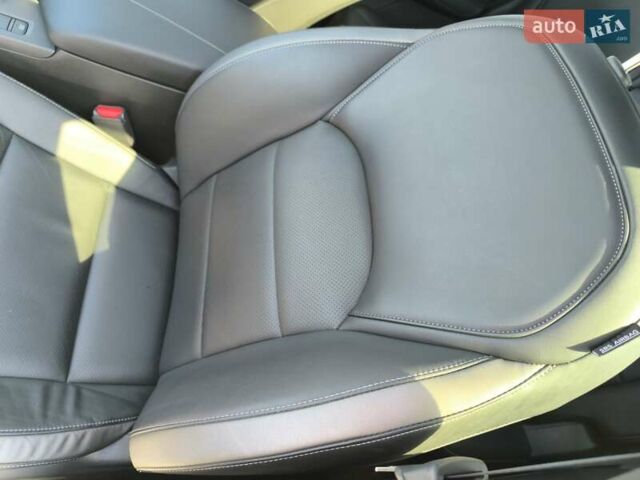 Белый Инфинити QX50, объемом двигателя 2 л и пробегом 14 тыс. км за 29800 $, фото 163 на Automoto.ua