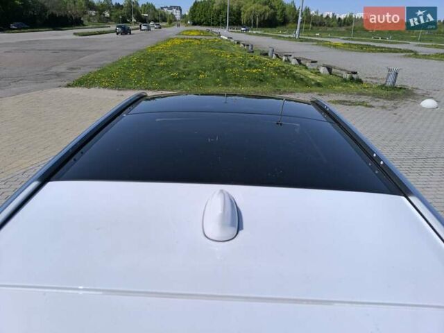 Белый Инфинити QX50, объемом двигателя 2 л и пробегом 14 тыс. км за 29800 $, фото 265 на Automoto.ua