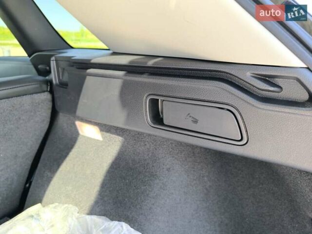 Белый Инфинити QX50, объемом двигателя 2 л и пробегом 14 тыс. км за 29800 $, фото 212 на Automoto.ua