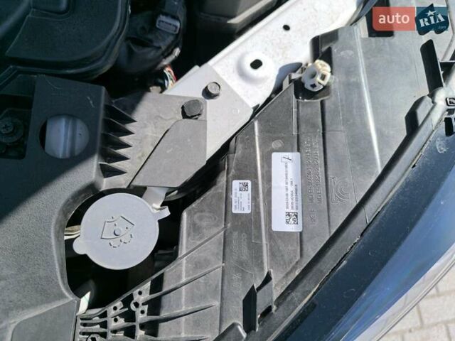 Белый Инфинити QX50, объемом двигателя 2 л и пробегом 14 тыс. км за 29800 $, фото 284 на Automoto.ua