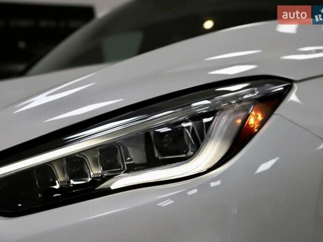 Белый Инфинити QX50, объемом двигателя 1.99 л и пробегом 38 тыс. км за 28999 $, фото 30 на Automoto.ua