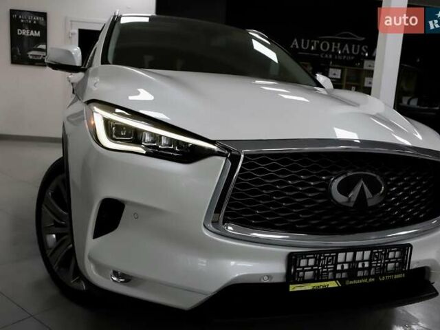 Белый Инфинити QX50, объемом двигателя 1.99 л и пробегом 38 тыс. км за 28999 $, фото 45 на Automoto.ua