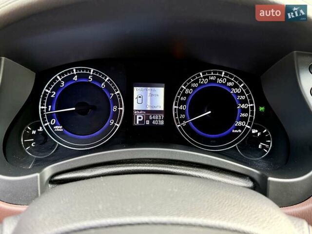 Черный Инфинити QX50, объемом двигателя 3.7 л и пробегом 64 тыс. км за 16800 $, фото 16 на Automoto.ua