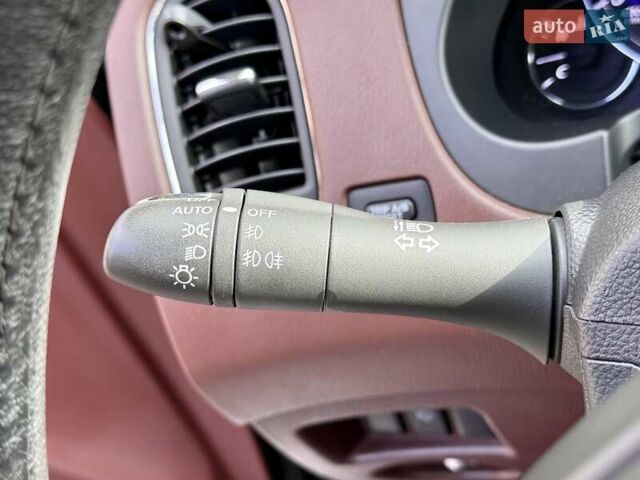 Черный Инфинити QX50, объемом двигателя 3.7 л и пробегом 64 тыс. км за 16800 $, фото 21 на Automoto.ua