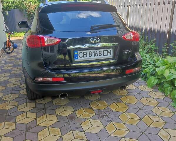 Черный Инфинити QX50, объемом двигателя 2.5 л и пробегом 175 тыс. км за 14699 $, фото 5 на Automoto.ua