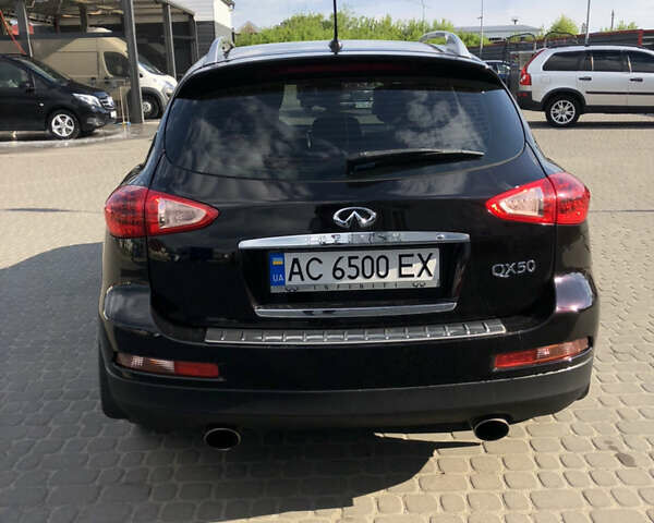 Чорний Інфініті QX50, об'ємом двигуна 3.7 л та пробігом 97 тис. км за 15000 $, фото 3 на Automoto.ua