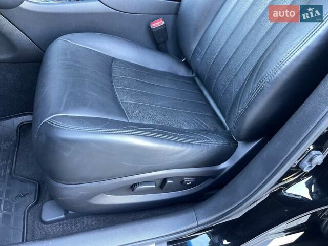 Черный Инфинити QX50, объемом двигателя 3.7 л и пробегом 65 тыс. км за 13999 $, фото 45 на Automoto.ua