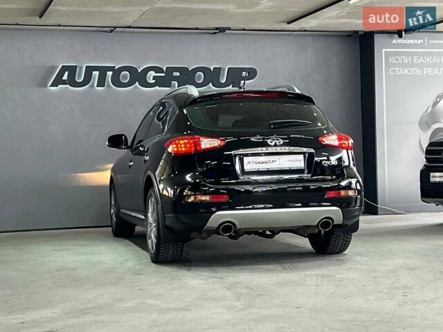 Черный Инфинити QX50, объемом двигателя 3.7 л и пробегом 195 тыс. км за 11800 $, фото 4 на Automoto.ua