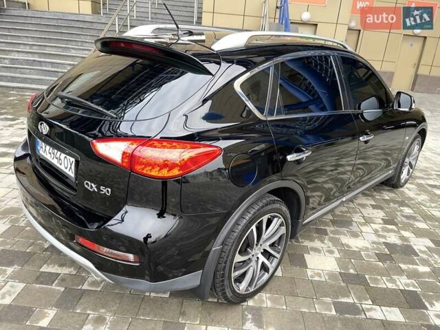 Черный Инфинити QX50, объемом двигателя 3.7 л и пробегом 65 тыс. км за 14650 $, фото 24 на Automoto.ua