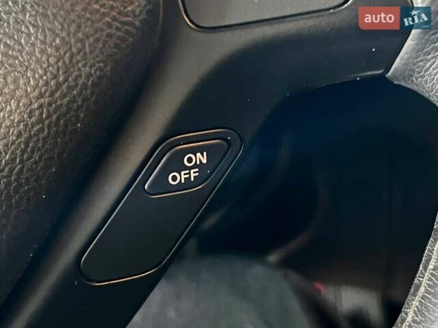 Черный Инфинити QX50, объемом двигателя 3.7 л и пробегом 195 тыс. км за 11800 $, фото 28 на Automoto.ua