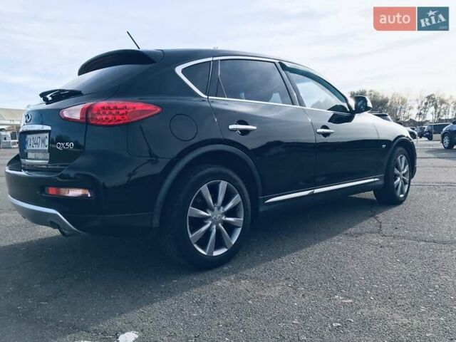 Черный Инфинити QX50, объемом двигателя 3.7 л и пробегом 98 тыс. км за 13800 $, фото 7 на Automoto.ua