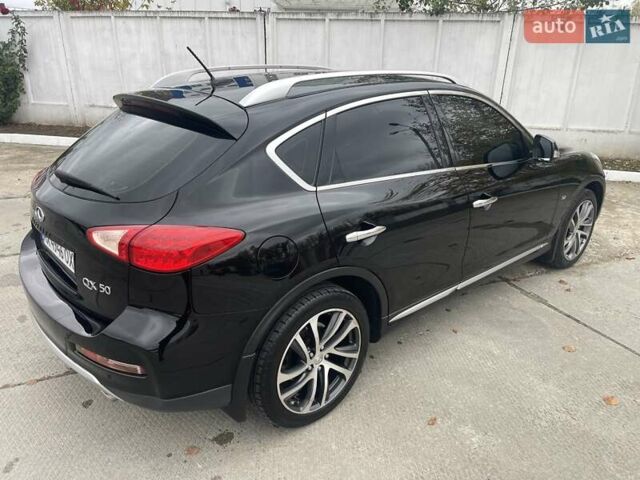 Черный Инфинити QX50, объемом двигателя 3.7 л и пробегом 65 тыс. км за 14500 $, фото 19 на Automoto.ua