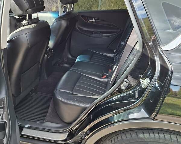 Черный Инфинити QX50, объемом двигателя 3.7 л и пробегом 111 тыс. км за 14000 $, фото 12 на Automoto.ua