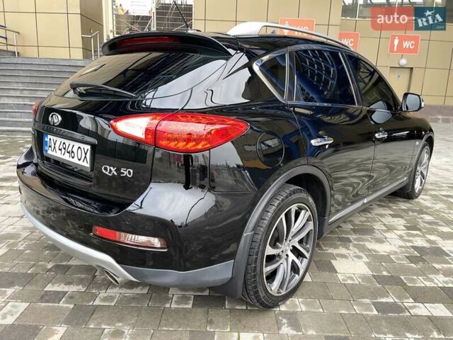 Черный Инфинити QX50, объемом двигателя 3.7 л и пробегом 65 тыс. км за 13999 $, фото 24 на Automoto.ua