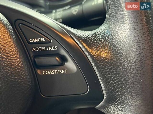 Черный Инфинити QX50, объемом двигателя 3.7 л и пробегом 195 тыс. км за 11800 $, фото 27 на Automoto.ua