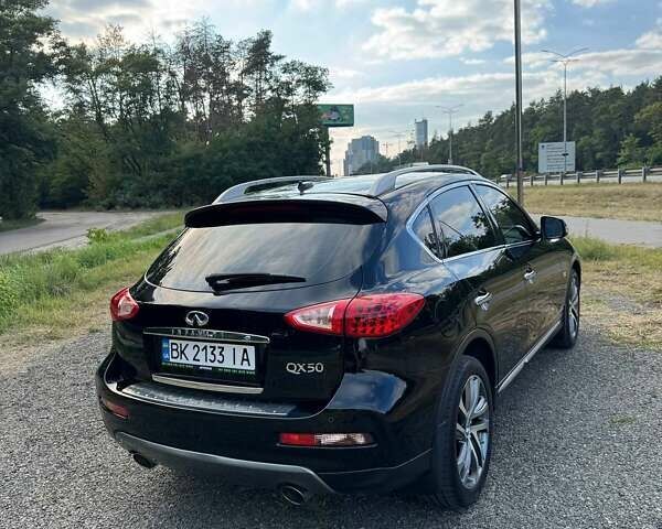 Чорний Інфініті QX50, об'ємом двигуна 3.7 л та пробігом 90 тис. км за 17500 $, фото 4 на Automoto.ua