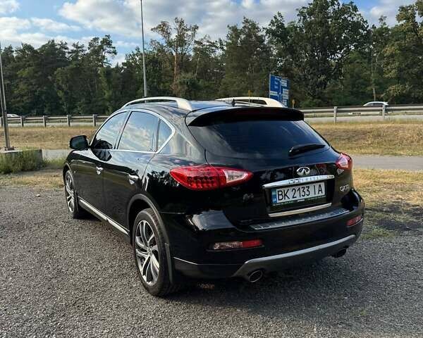 Чорний Інфініті QX50, об'ємом двигуна 3.7 л та пробігом 90 тис. км за 17500 $, фото 6 на Automoto.ua