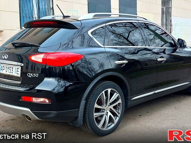 Чорний Інфініті QX50, об'ємом двигуна 3.7 л та пробігом 64 тис. км за 16500 $, фото 2 на Automoto.ua