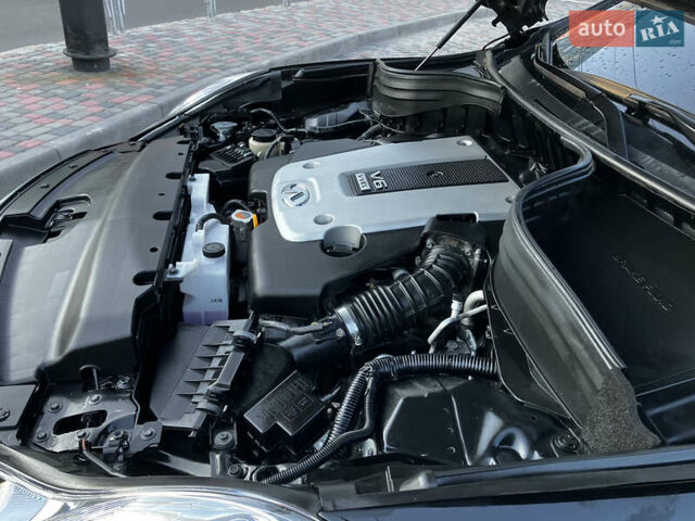 Черный Инфинити QX50, объемом двигателя 3.7 л и пробегом 42 тыс. км за 18000 $, фото 10 на Automoto.ua