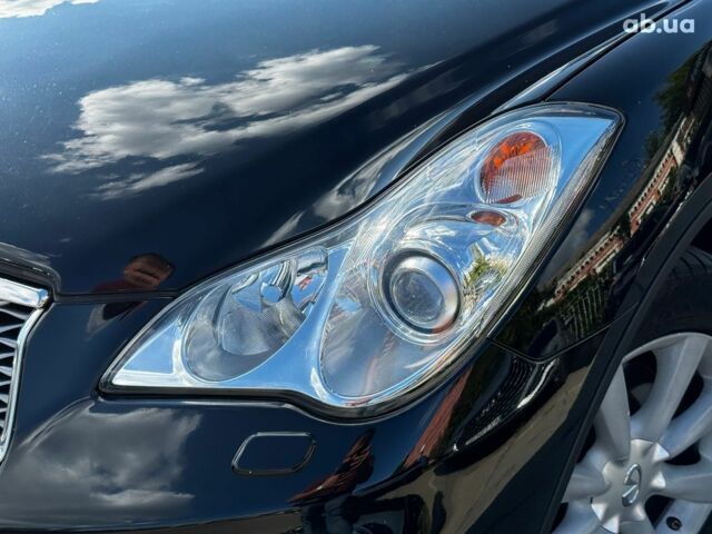 Чорний Інфініті QX50, об'ємом двигуна 2.5 л та пробігом 104 тис. км за 17780 $, фото 9 на Automoto.ua
